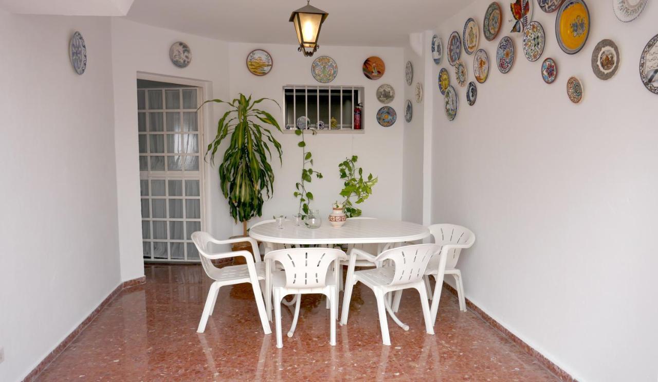 Casa Soleada En Calle Tranquila Севиля Екстериор снимка