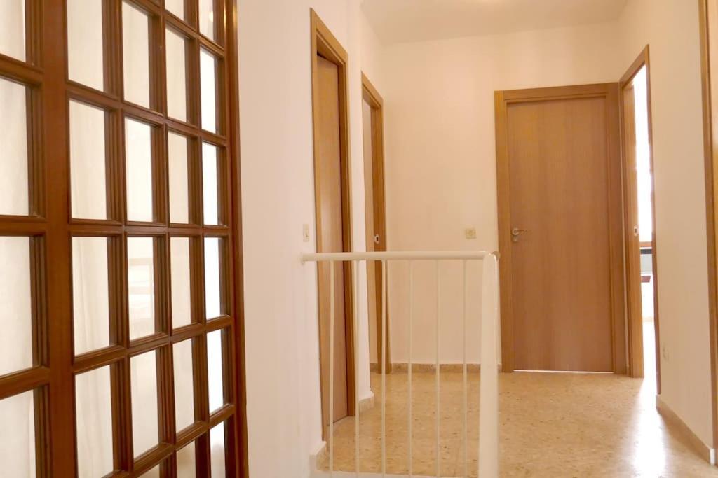 Casa Soleada En Calle Tranquila Севиля Екстериор снимка